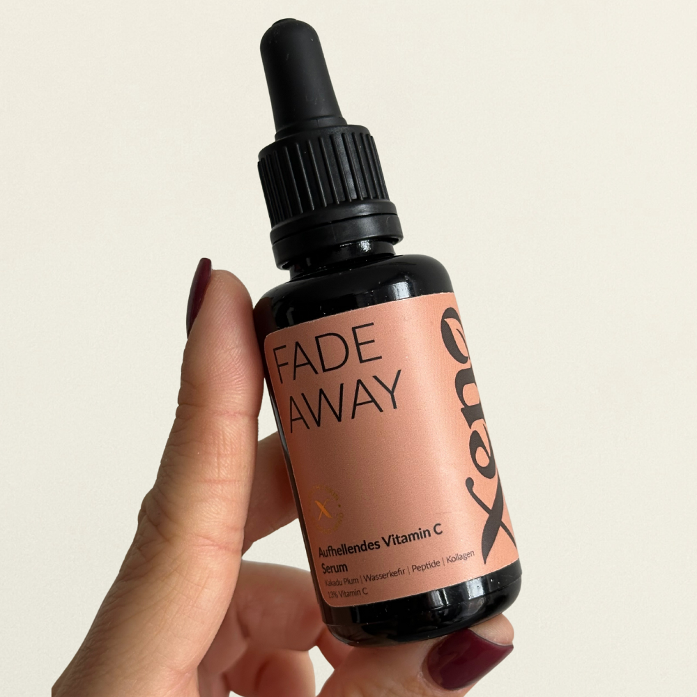 Fade Away - Aufhellendes Vitamin C Serum