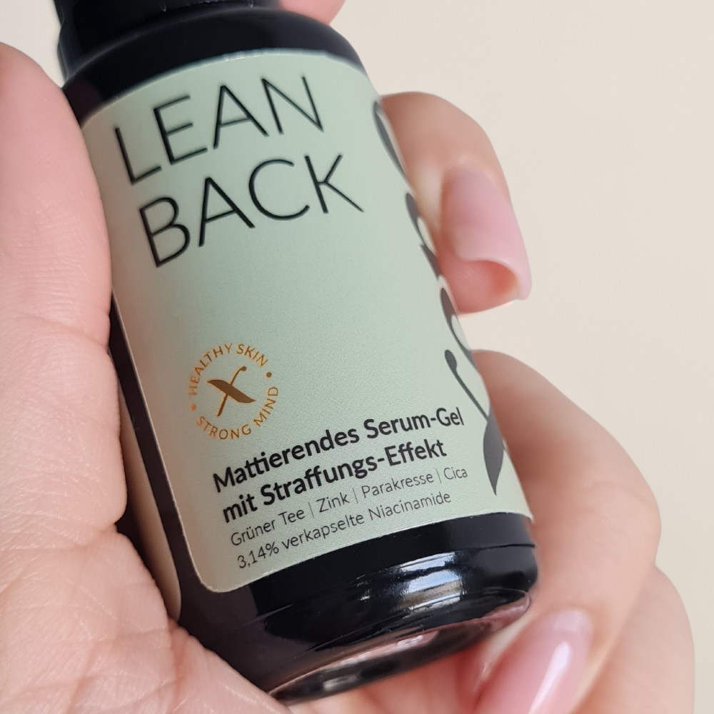 Lean Back - Mattierendes Serum-Gel mit Straffungs-Effekt